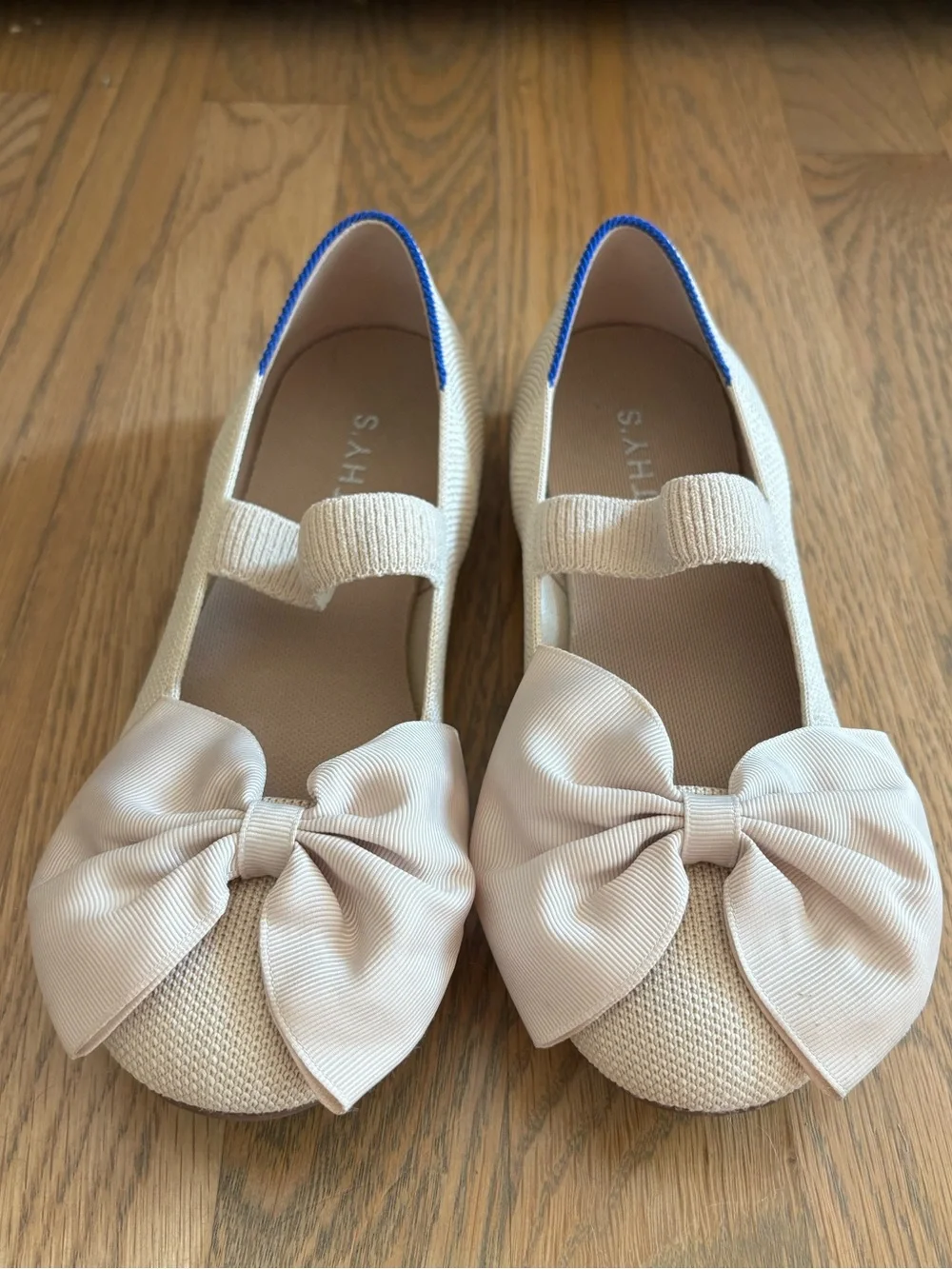 Rothy's Cream Bow Mary Jane Kids Dress Shoes NWOT